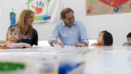 Garro visitó un maternal de Colonia Urquiza y sostuvo: “La educación es la base de todo” 