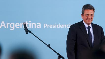 Confirmado como candidato presidencial, Massa arranca la semana con el foco en la gestión