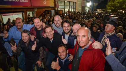 Desde Los Hornos, Garro prometió “seguir cambiando la historia de la ciudad”