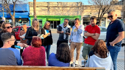 Sacnun recorrió Firmat: “Hay una nueva generación que viene a hacerse cargo del Gobierno”