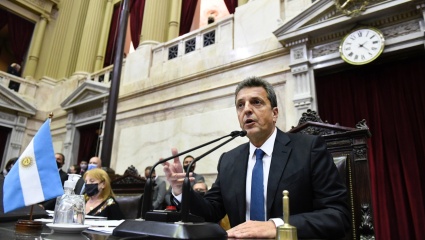 Massa vuelve a la campaña en el Congreso