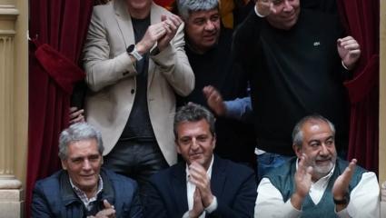 Mientras Massa se adueña de la agenda, Juntos por el Cambio no hace pie