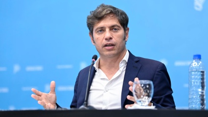 Kicillof felicitó a Milei y ratificó el "compromiso irrestricto con la memoria, la verdad y la justicia"
