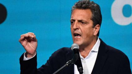 Massa encara el tramo final de su campaña lo más lejos posible de Alberto y CFK