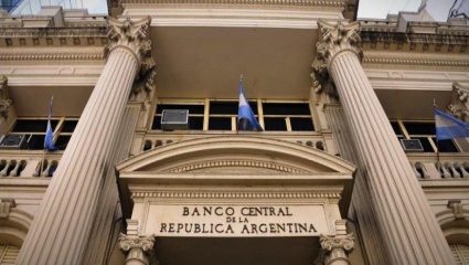 El BCRA cubre a los importadores endeudados con el exterior con un bono a pagar en dólares
