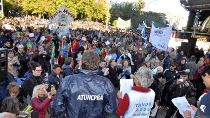 La marcha universitaria también fue contundente en el interior de la provincia 