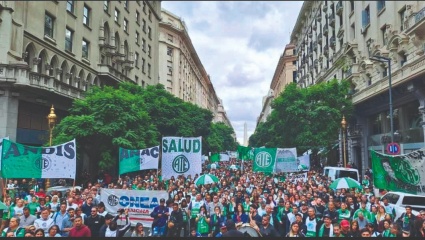 ATE moviliza al Congreso contra la Ley Bases, los despidos masivos y en reclamo de paritarias