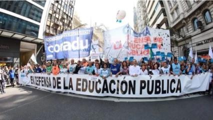 Arrancó el paro de 48 horas de docentes de las Universidades Nacionales