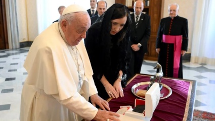 Villarruel se reunió con el Papa Francisco, que le pidió “no perder el sentido común”