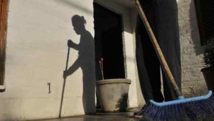 El último año despidieron a 147 mil empleados en blanco y se crearon 132 mil empleos en negro