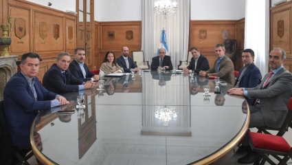El mileísmo se siente fortalecido y se muestra optimista de cara al 2025 aunque no logra frenar la recesión