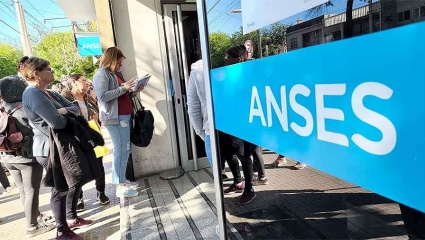 El Gobierno dio de baja los créditos de ANSES con tasas preferenciales para jubilados y aportantes