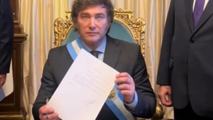 El Gobierno sacó el DNU que aprueba el acuerdo con el FMI y la oposición lo denunció