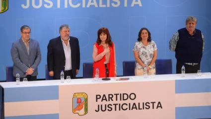 Acuerdo FMI: Cristina pone presión a gobernadores y llama a Consejo del PJ para rechazar el DNU