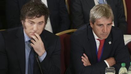 A la espera del desembolso del FMI, el fantasma de una recesión global alerta al Gobierno
