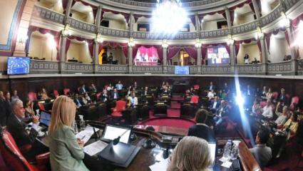 Reelección sin fin: el kicillofismo boicoteó el Senado y reavivó la polémica por los barones eternos del conurbano