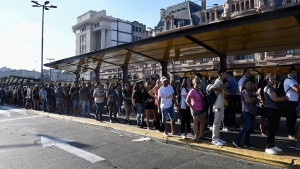 Sin acuerdo con la patronal, UTA anunció un paro de colectivos para el 6 de mayo