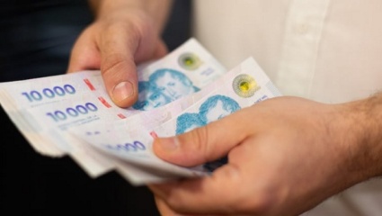 El Gobierno aumentó por decreto el salario mínimo y será de $12 mil más