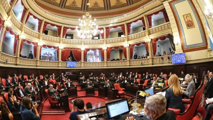 Calendario listo, provincia en pausa: legisladores aceleran la reforma electoral y frenan todo lo demás