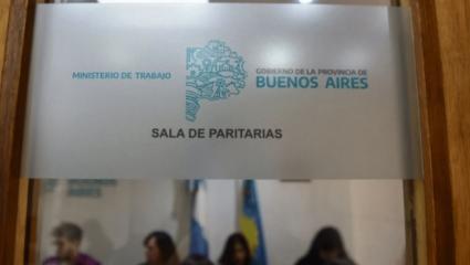 Las paritarias de los estatales bonaerenses quedó en suspenso hasta el lunes y crece el malestar