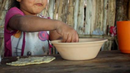 El 51 % de los hijos de trabajadores precarios sufre inseguridad alimentaria severa