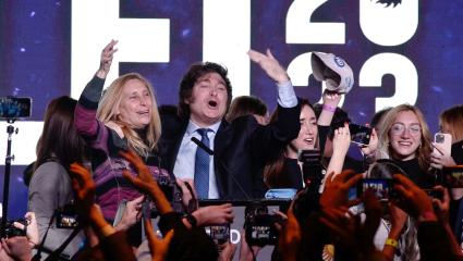 Con la CABA y el PRO bajo su poderío, el mileísmo intenta ahora ir por la provincia de Buenos Aires y el kirchnerismo