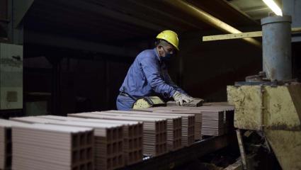 Denuncian el cierre de más de 1550 empresas bonaerenses en el primer semestre
