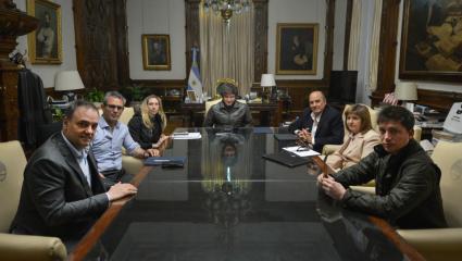 Shockeada por la diferencia que dejó la derrota en PBA, Casa Rosada inició la campaña rumbo a octubre