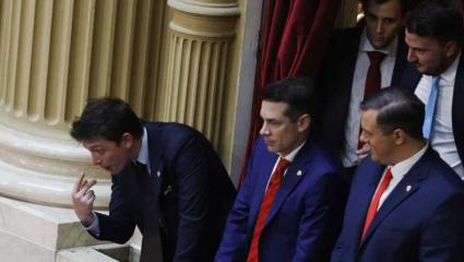 El Gobierno sufre cada vez más en el Congreso y Santiago Caputo busca desplazar a los Menem y Catalán