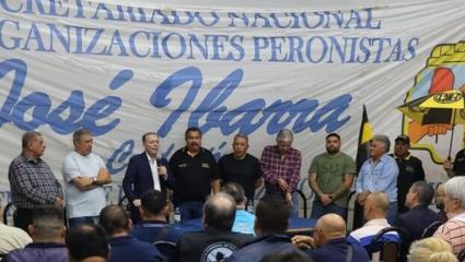 Gray selló una alianza con las 62 Organizaciones Peronistas en Almirante Brown