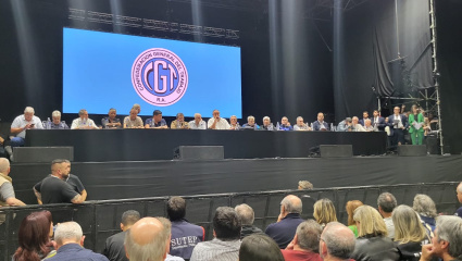 La CGT volvió a elegir un triunvirato y respetó el equilibrio de poderes: el kirchnerismo fue desplazado