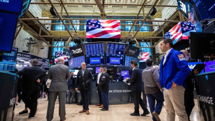 Los mercados presionan a Milei para romper el esquema de bandas y avanzar a una flotación libre del dólar