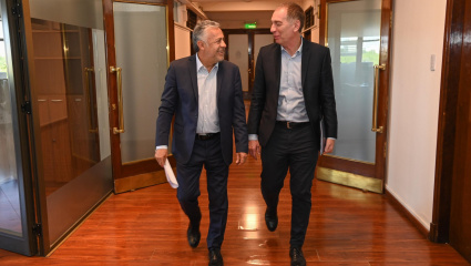 Santilli acelera la agenda de Milei: visitó a Cornejo en Mendoza y viajará a Neuquén para reunirse con Figueroa