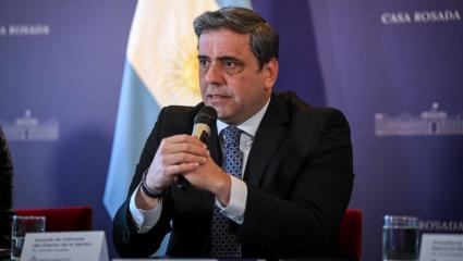 Designación polémica: Milei ubica a Catalán en YPF con un sueldo que desató cuestionamientos