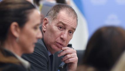 Santilli se reunió con Frigerio y le lanzó un mensaje a Kicillof al hablar de "doble personalidad"