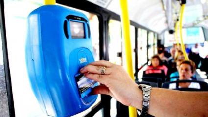 Otro golpe al bolsillo: el boleto mínimo de colectivo en el AMBA sube casi 10% en plena crisis económica