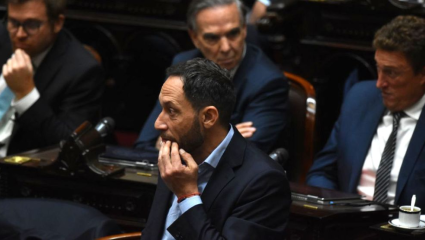 La oposición denuncia "espionaje político" y pide tratar el DNU de Inteligencia en el Congreso para su rechazo