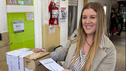 Denuncian a una concejala libertaria por acceder a la base de datos de ANDIS para hacer campaña