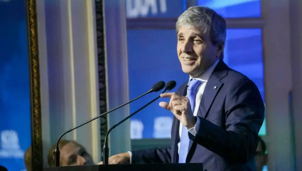 Caputo descartó que la inflación haya caído en enero y admite que la Reforma Laboral está "trabada" por Ganancias