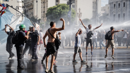 Una nueva cacería en las inmediaciones del Congreso para blindar la Reforma Laboral