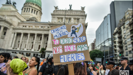 Otra provocación del Gobierno: en el 8M, se jactaron de desmantelar las políticas de género