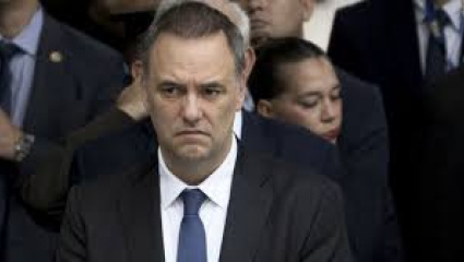 Manuel Adorni, cercado por la Justicia ante gastos millonarios imposibles de justificar