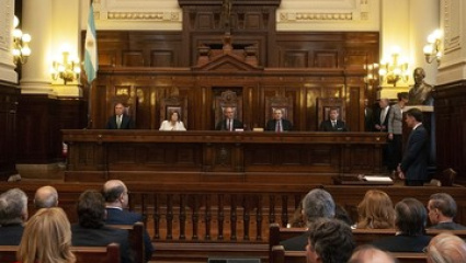 Milei colocó 35 jueces de un saque: 26 para la Capital y un blindaje judicial a medida en plena ofensiva contra los fallos adversos