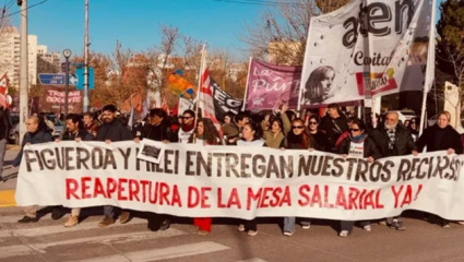 La Patagonia docente sigue en llamas: Tierra del Fuego y Río Negro rechazan las ofertas salariales y crece la amenaza de paro