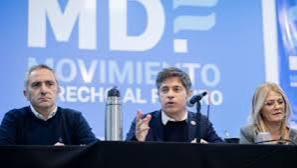 Axel Kicillof esquivó la confrontación con La Cámpora y lanzó un fuerte mensaje de cohesión partidaria