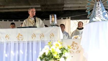 La Iglesia endurece su posición contra Ualá y Mercado Pago por el endeudamiento de las familias