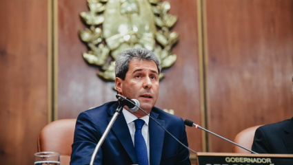 El clamor del interior profundo: Uñac defiende el bloque regional para pelear recursos frente a la Nación