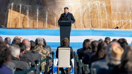El modelo santafesino en la industria: Pullaro se plantó ante la UIA con una agenda de alivio fiscal