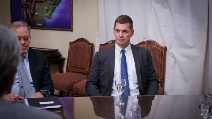 El mandatario sanjuanino recibió a los directivos del megaproyecto de cobre para analizar las inversiones