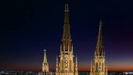 El emblemático templo bonaerense aplastó al Duomo de Italia y se metió entre los cuatro mejores del certamen viral